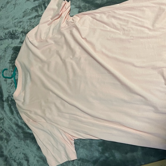 Bright pink Nike classic t shirt 2xl - Picture 3 of 4